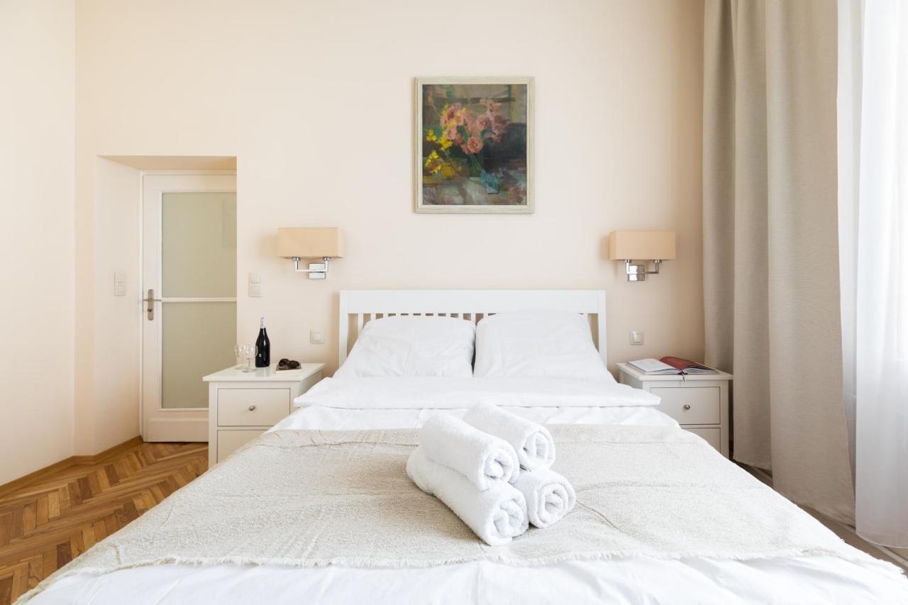 ורשה P&O Serviced Apartments Plac Konstytucji מראה חיצוני תמונה