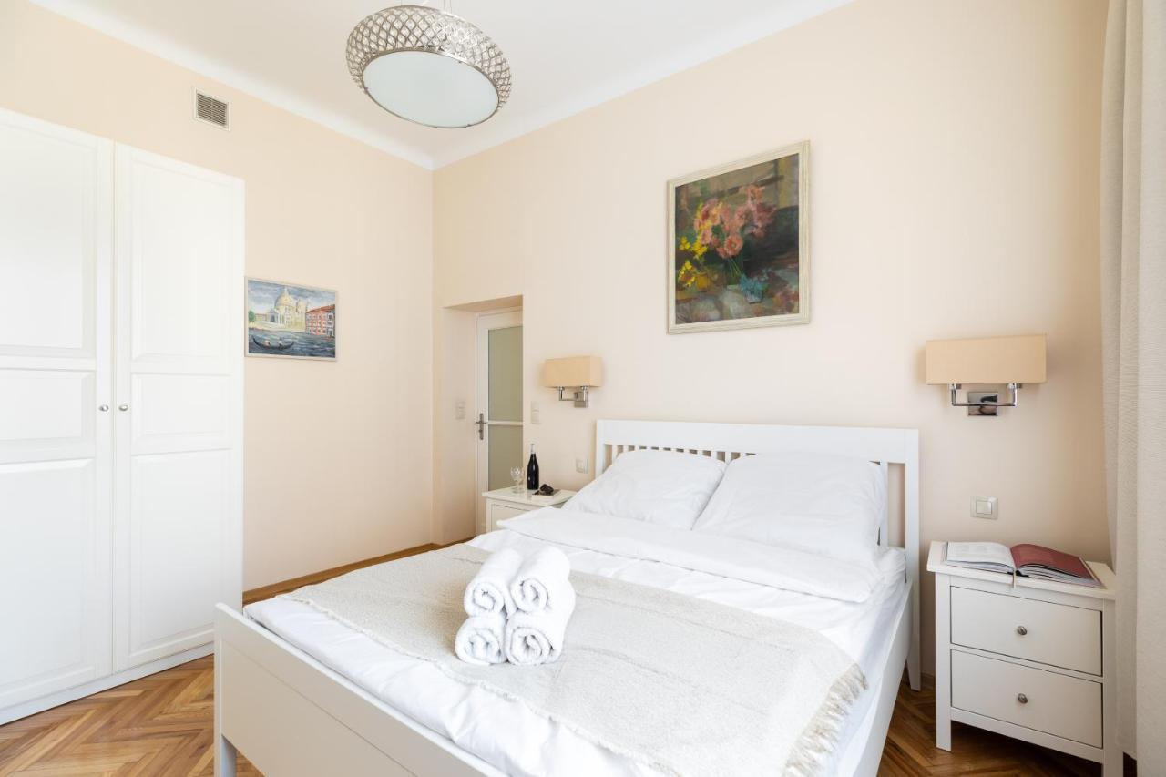 ורשה P&O Serviced Apartments Plac Konstytucji מראה חיצוני תמונה